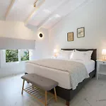 Grappolo Lefkada - Vertzami Just 2 Km From Lefkada Town *