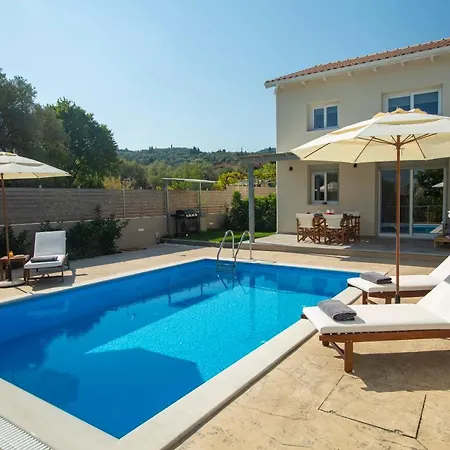 Villa Grappolo Lefkada - Vertzami Just 2 Km From Lefkada Town *