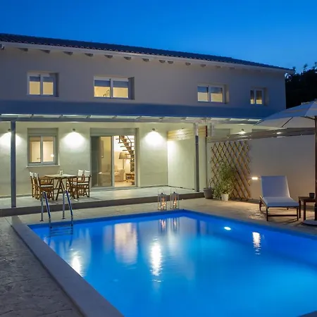 Grappolo Lefkada - Vertzami Just 2 Km From Lefkada Town Villa *