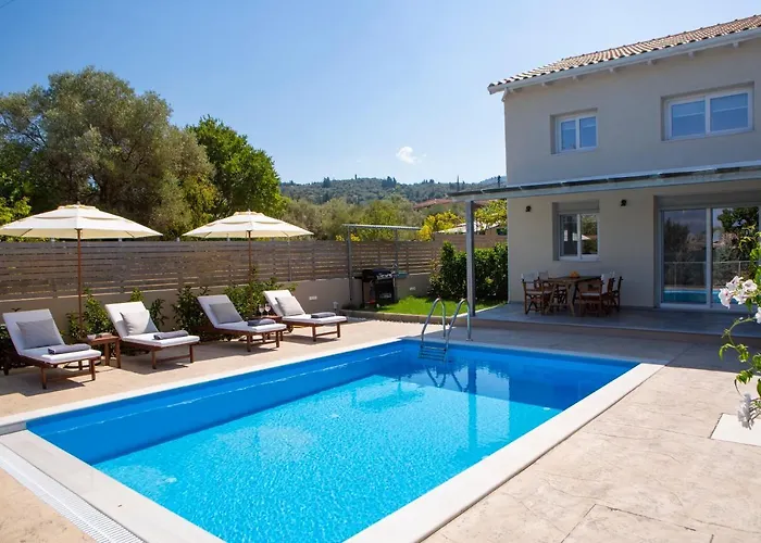 Villa Grappolo Lefkada - Vertzami Just 2 Km From Lefkada Town *