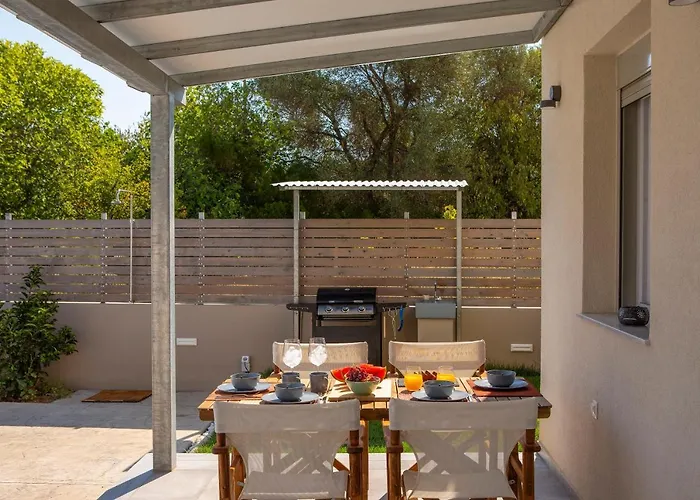 Villa Grappolo Lefkada - Vertzami Just 2 Km From Lefkada Town *