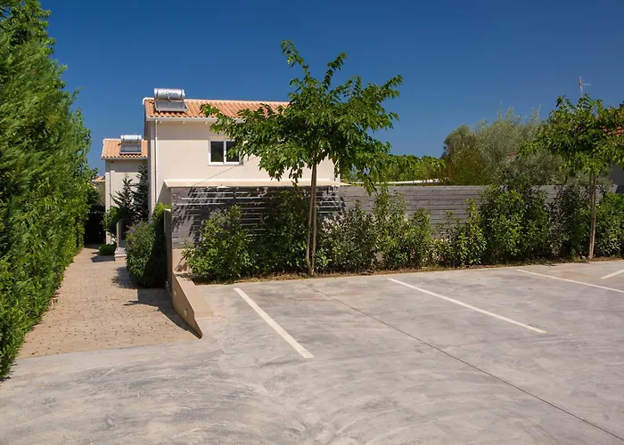 Villa Grappolo Lefkada - Vertzami Just 2 Km From Lefkada Town
